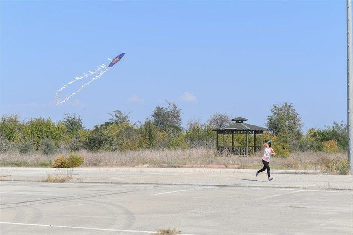 Vali Demirtaş "Uçurtma Şenliği"ne katıldı G4