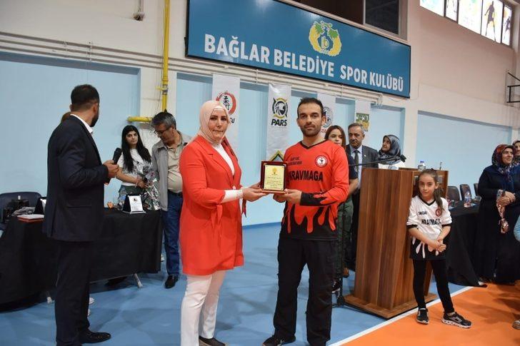 Kadınlar şiddete karşı kendilerini savunacak G1