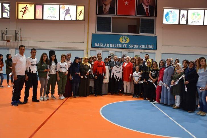 Kadınlar şiddete karşı kendilerini savunacak G3