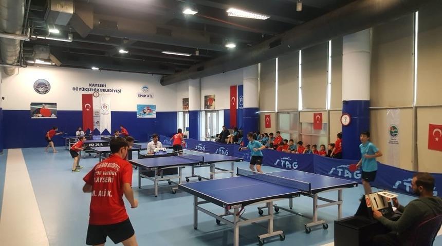 29 Ekim Cumhuriyet Kupası Masa Tenisi M&uuml;sabakaları Başladı