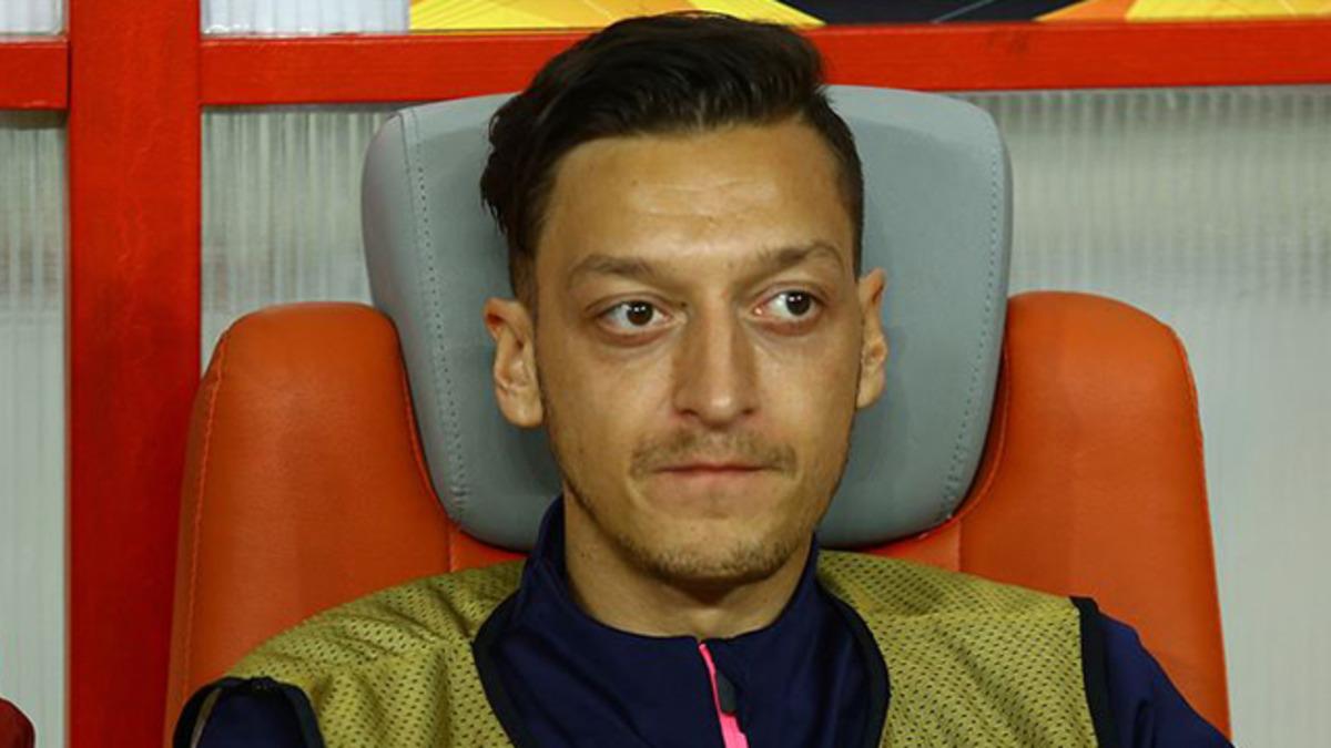 Arsenal'den tarihi Mesut &Ouml;zil kararı!