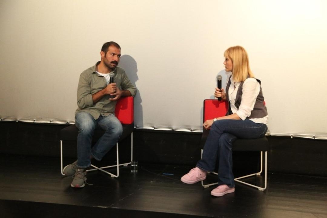 Sokak k&ouml;peklerinin hayat hikayesini anlatan film g&ouml;sterimde