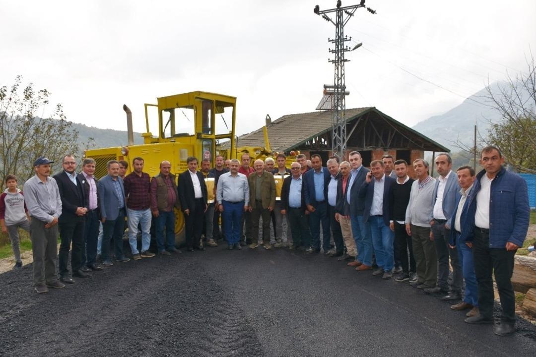 Yenice il&ccedil;esine bağlı k&ouml;ylerde asfalt &ccedil;alışmaları başladı