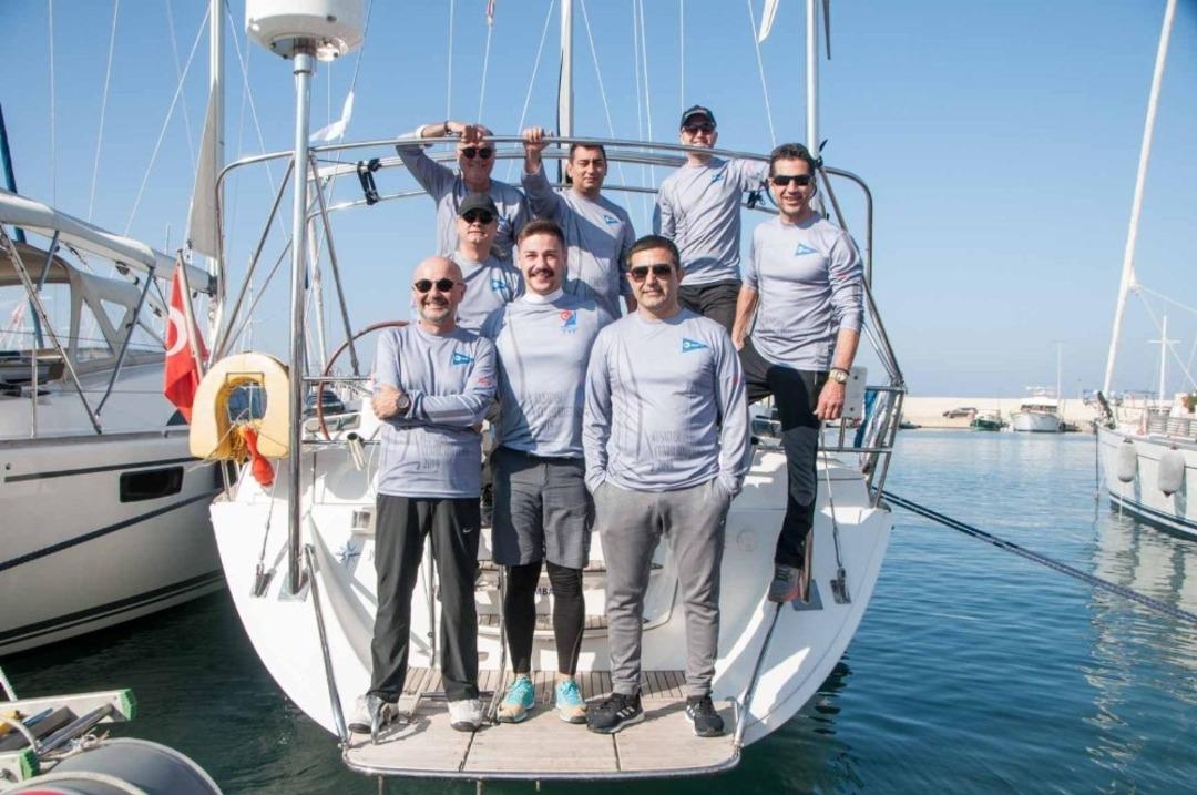 Başkan &Ouml;mer G&uuml;nel cumhuriyet i&ccedil;in yelken a&ccedil;tı