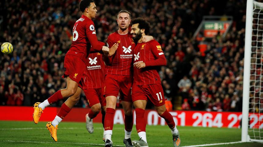 Liverpool, Tottenham'ı iki golle ge&ccedil;ti