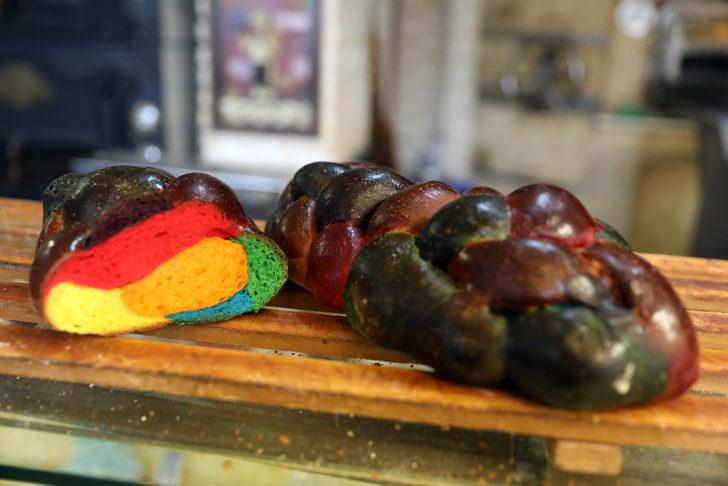 Rengarenk ekmekler, çocuklu ailelerin tercihi oldu G5