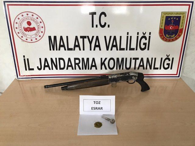 Malatya’da jandarmadan esrar operasyonu