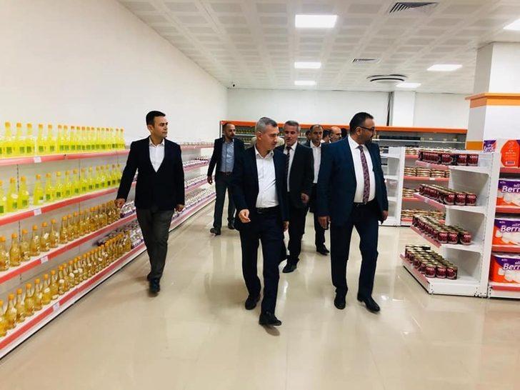 Kızılay’dan Emanet Çarşısına kıyafet yardımı G1