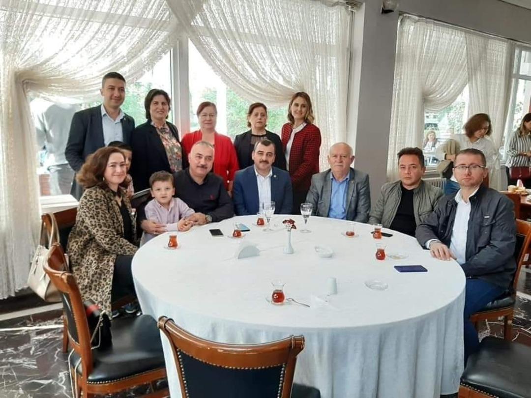 Kahvaltıda buluştular