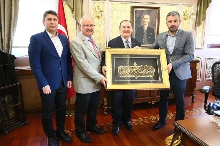 Başkan Çetin’den Eyüp İlçe Kaymakamı Kara’ya ziyaret G1