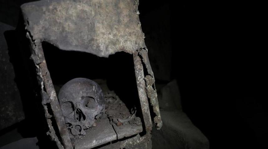 Uyuşturucu operasyonunda tam 42 kafatası bulundu!