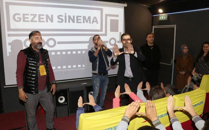 Köy okulu öğrencileri ilk kez sinemayla buluştu G4