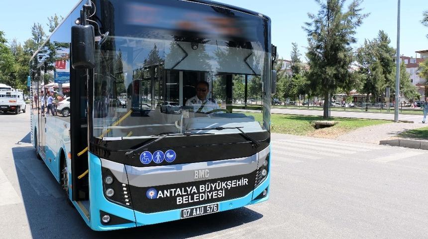 29 Ekim&rsquo;de belediyeye ait toplu ulaşım ara&ccedil;ları &uuml;cretsiz olacak