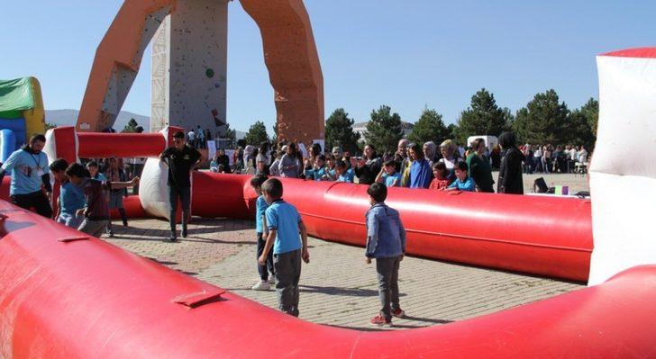 DPÜ’de Engelsiz Sonbahar Şenliği G4