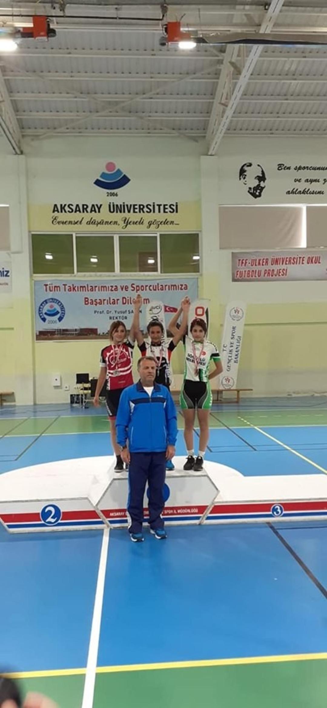 Şampiyonlar klasiklerine devam ediyor