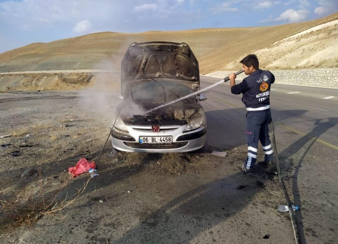 Van B&uuml;y&uuml;kşehir Belediyesi itfaiyesinden yoğun mesai