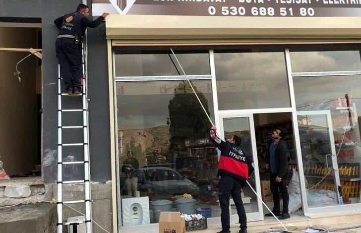 Van Büyükşehir Belediyesi itfaiyesinden yoğun mesai G4