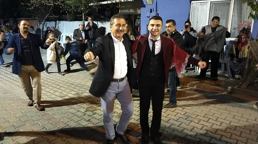 Başkan Ata&ccedil; kınalı kuzulara hayırlı teskereler diledi