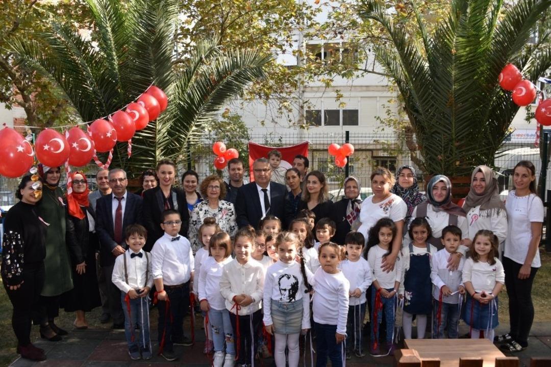 Yunusemreli minikler Cumhuriyet Bayramı&rsquo;nı kutladı