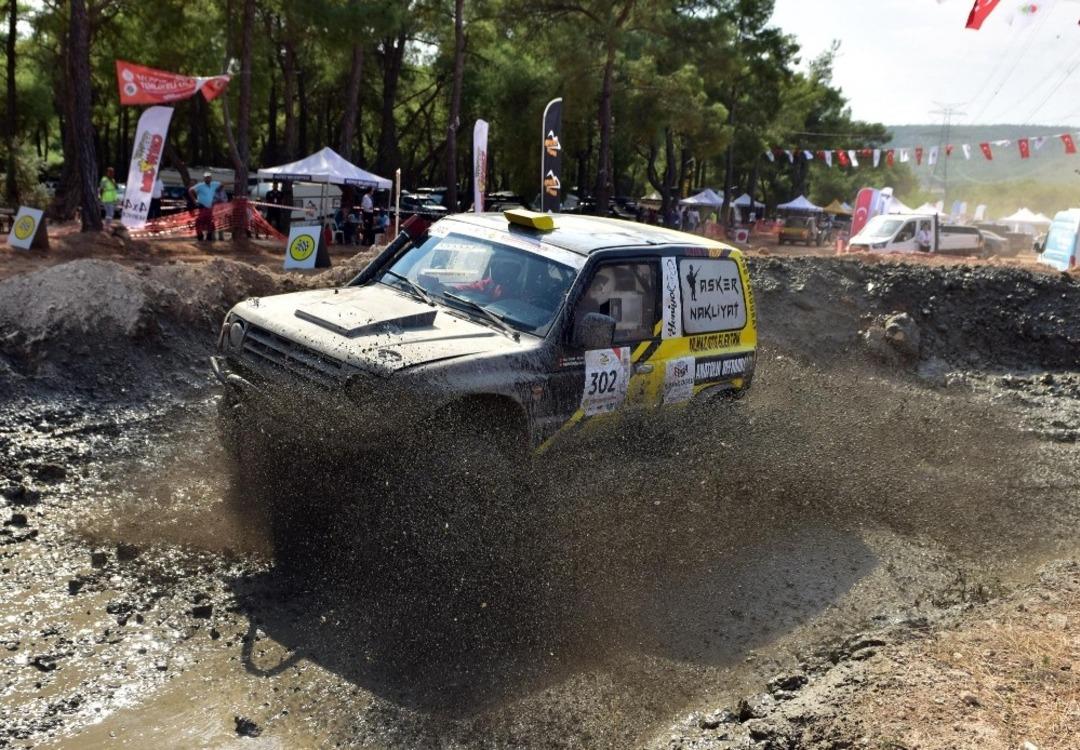 Kepez&rsquo;de Offroad r&uuml;zgarı esti