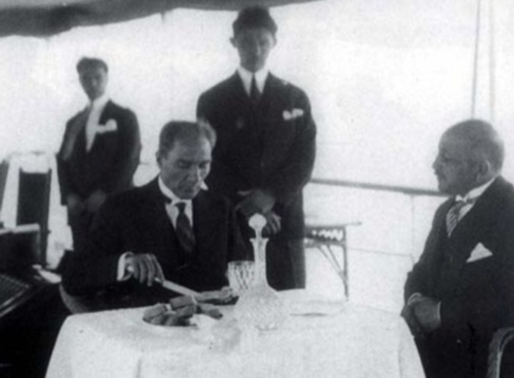 Cumhuriyetimizin kurucusu Mustafa Kemal Atatürk'ün en sevdiği yemekler