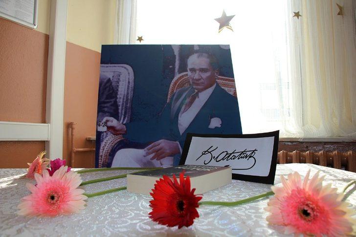 Kula’da tarih ve coğrafya derslerine özel sınıf kuruldu G5