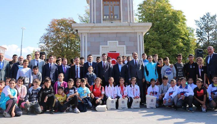 Erzincan’da Cumhuriyet koşusu yapıldı G4