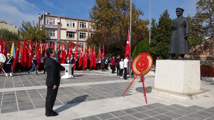 Çanakkale’de 29 Ekim kutlamaları çelenk sunma töreni ile başladı G2