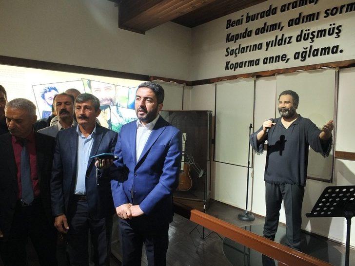 CHP’den Ahmet Kaya’nın mezarının Türkiye’ye getirilmesi talebi G4