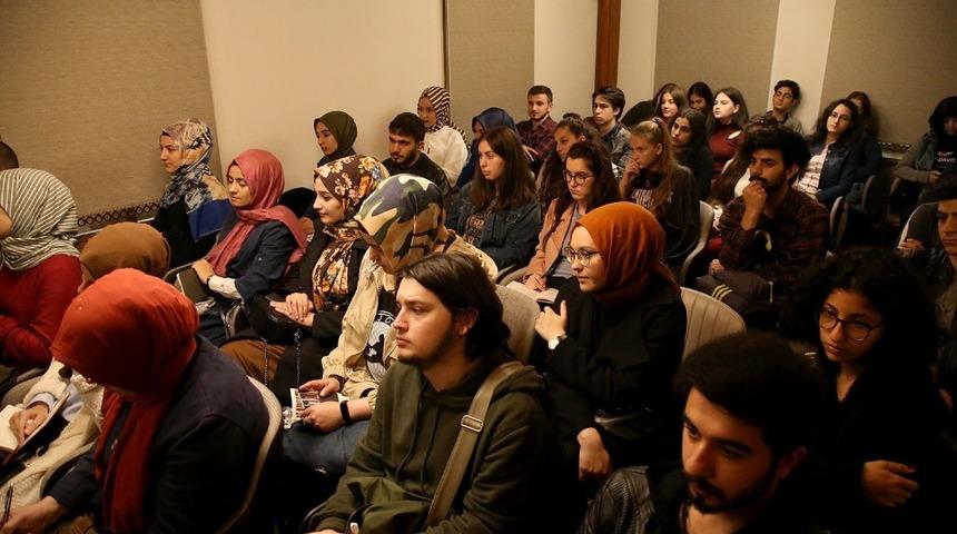 &lsquo;Kutadgu Bilig Sohbetleri&rsquo; Tarihi Alicanlar Konağı&rsquo;nda ger&ccedil;ekleşti