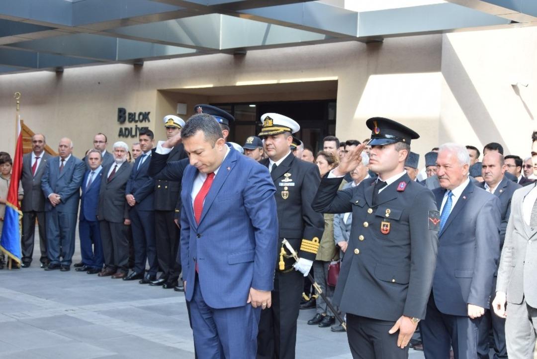 Lapseki&rsquo;de Cumhuriyet Bayramı kutlamaları