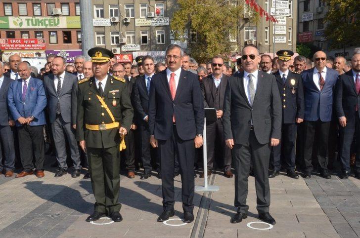 Kırıkkale’de, 29 Ekim kutlamaları çelenk sunma töreni ile başladı G2