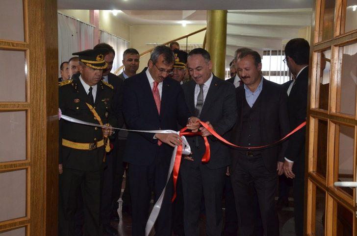 Kırıkkale’de, 29 Ekim kutlamaları çelenk sunma töreni ile başladı G5