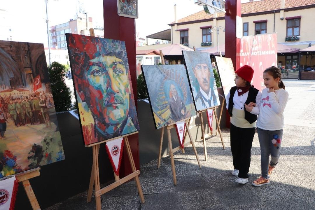Mehmet&ccedil;ik Vakfı standı ve &ldquo;Cumhuriyet ve Atat&uuml;rk&rdquo; temalı sergi
