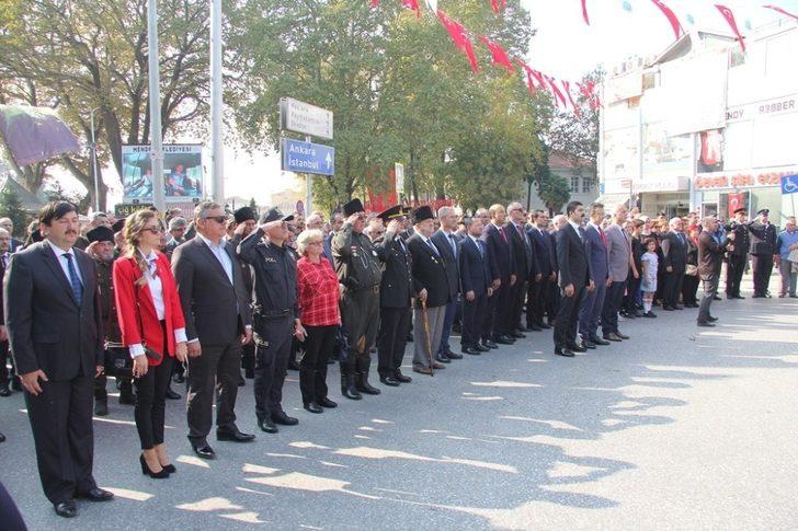 Hendek’te 29 Ekim kutlamaları törenle başladı G2