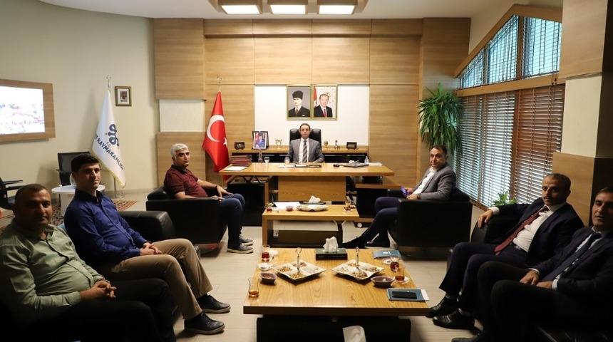 Cizre&rsquo;de 8 bin fidan toprakla buluşacak