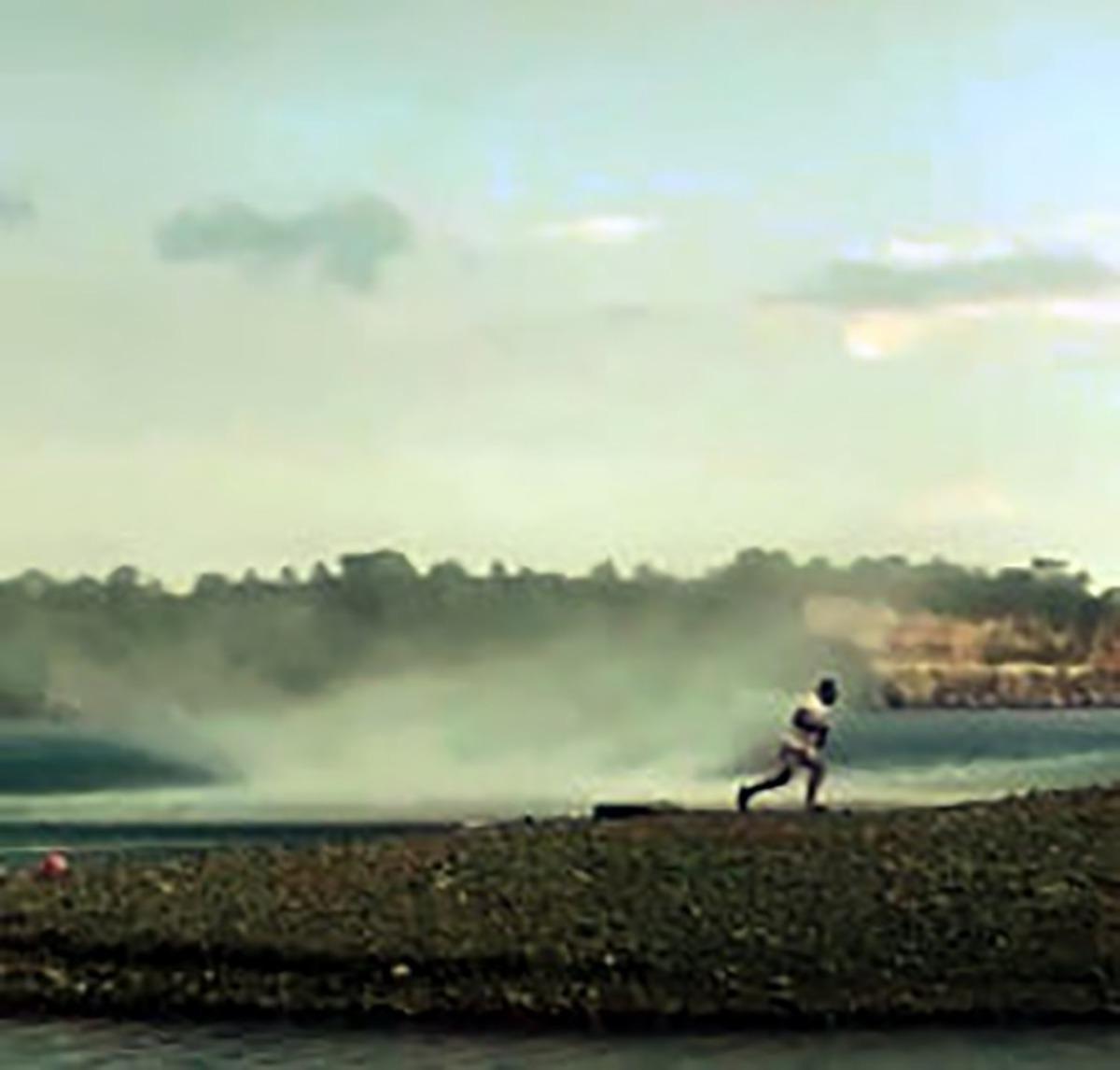 Tatilciler hem ka&ccedil;tı, hem de hortumu g&ouml;r&uuml;nt&uuml;ledi