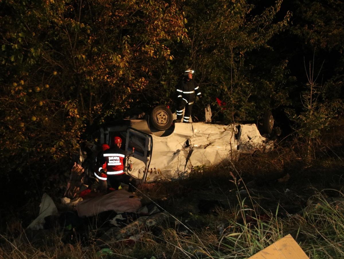 S&uuml;r&uuml;c&uuml; şoka girdi, &ccedil;evrede yaralı arandı
