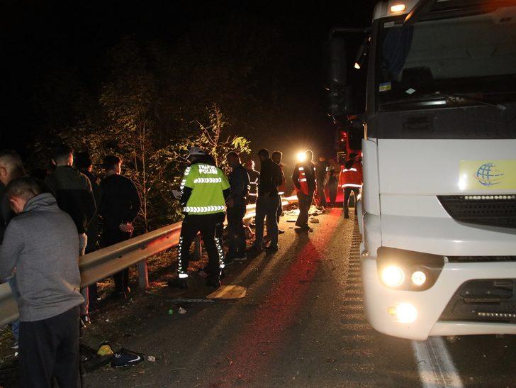 Sürücü şoka girdi, çevrede yaralı arandı G1