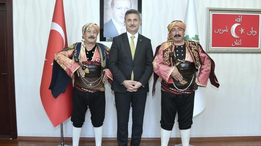 Seğmenlerden K&ouml;se&rsquo;ye ziyaret