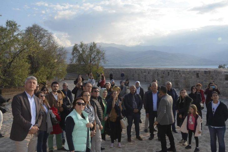 Başkan Şener Söğüt; "Van’da gönül köprüleri kurduk" G2