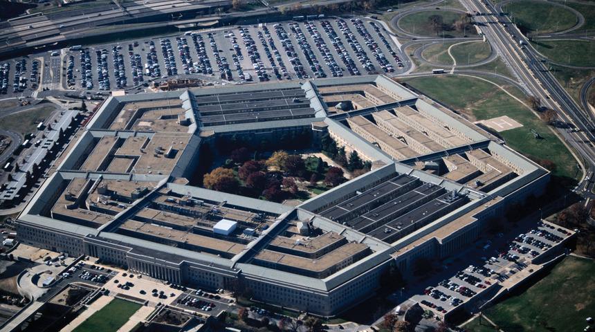ABD'de Amazon'un talebi üzerine Pentagon'un 'bulut' projesi durduruldu
