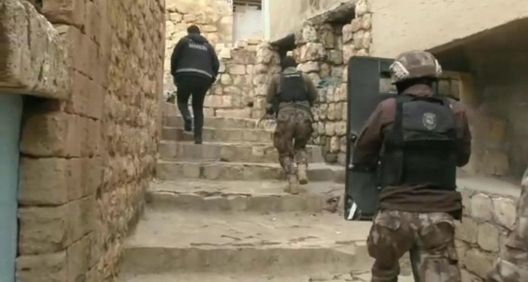 Mardin&rsquo;de zehir tacirlerine &ouml;zel harekat destekli şafak operasyonu