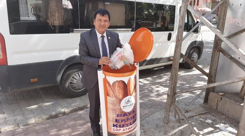 Ekmek kutularına &ccedil;&ouml;p atılmasına tepki