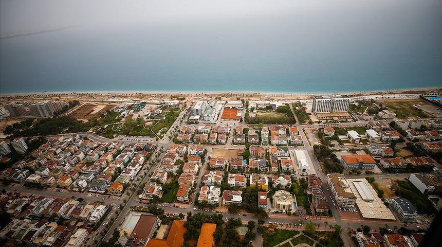 Antalya'da yabancıya konut satışı 10 bin adetle rekor kıracak