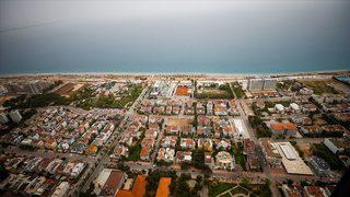 Antalya'da turizmciler Doluluk oranı düştü diyerek denetim çağrısı yaptı! 50-60'tan fazla dairesi olan yabancılar var