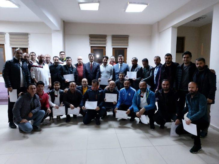 İlçe Milli Eğitim Müdürü Kıvanç, Öğretmenler Kupasına katılan öğretmenlerle bir araya geldi G2