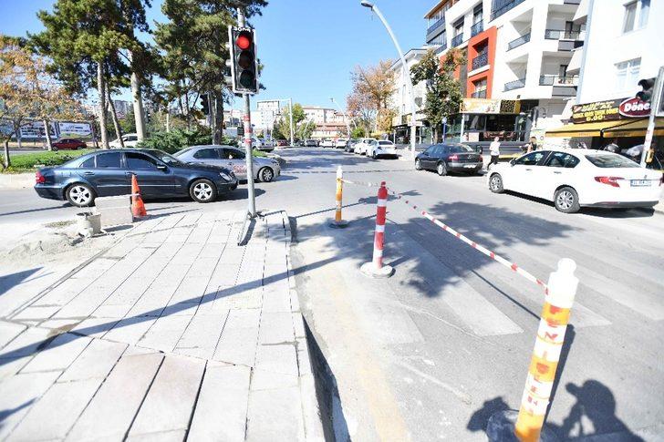 Engelli rampaları dünya standartlarında yapılıyor G3