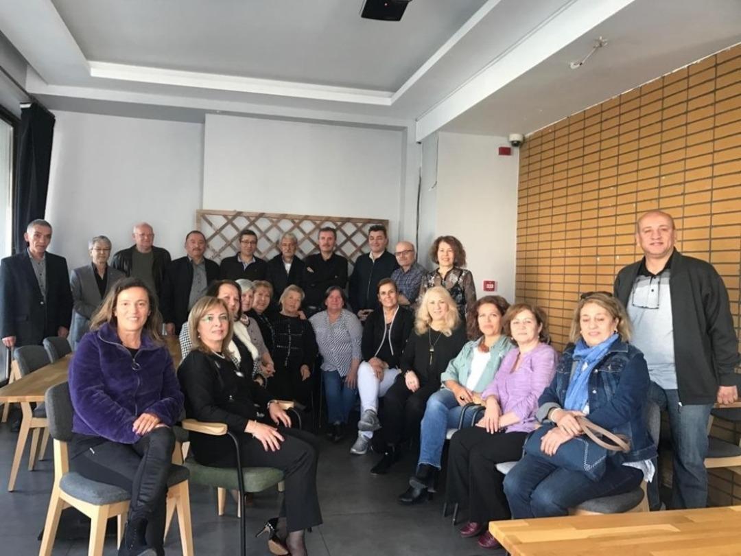 Eskişehir Ticaret Lisesinin 37 yıllık &ouml;ğrencileri