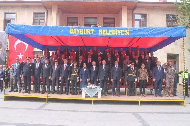 Bayburt’ta Cumhuriyet Bayramı coşkuyla kutlandı G1